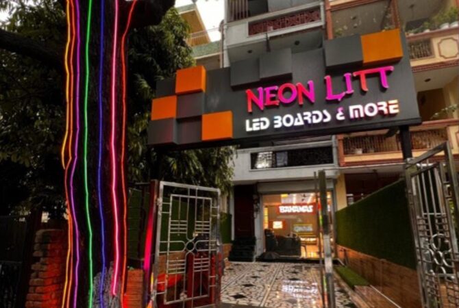 neon litt